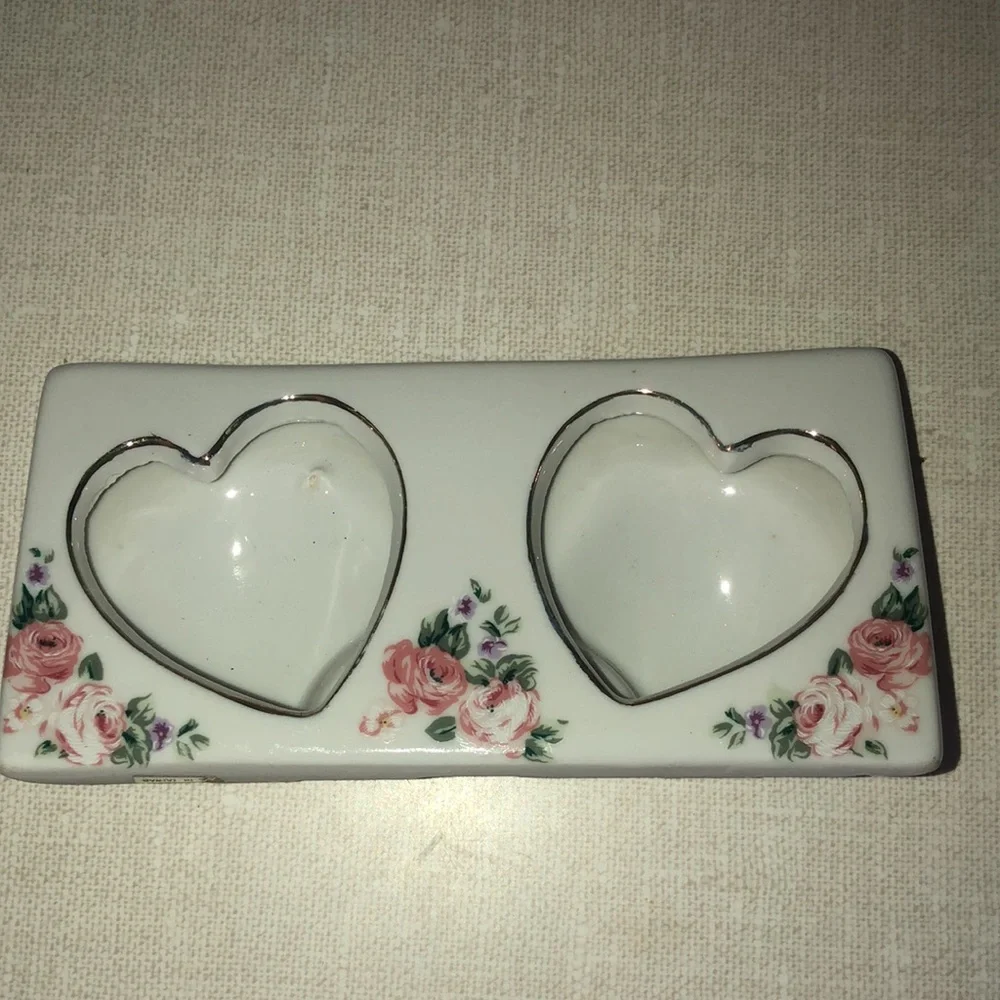 Double Hearts Floral Photo Picture Frame Vintage With‎ Gold color Edging